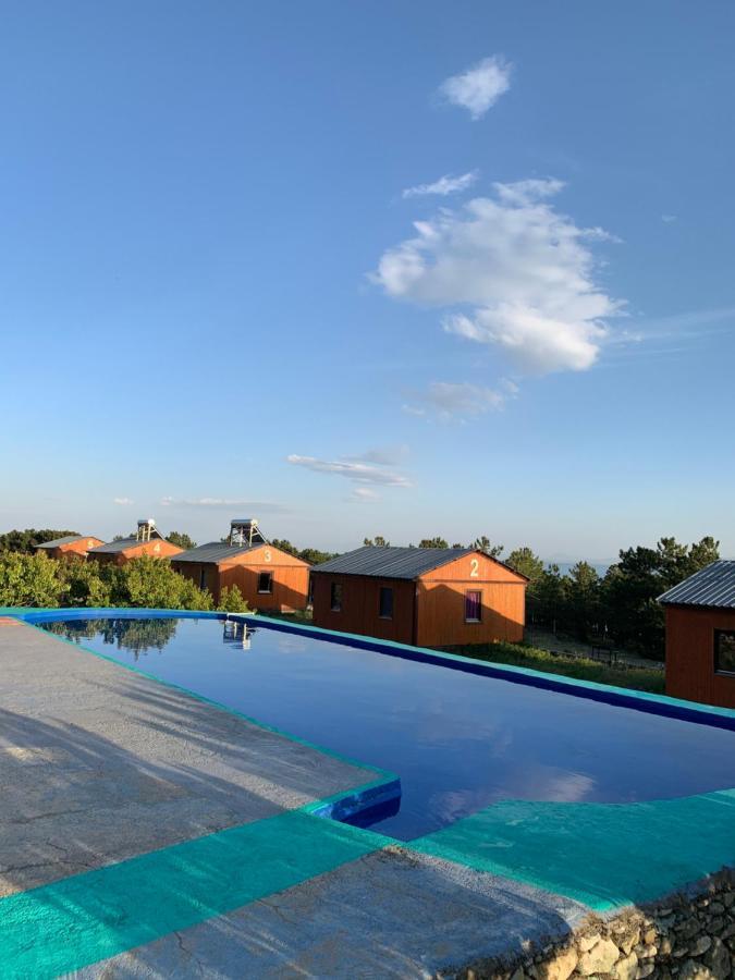 Zhayr Resort & Dive Drakhtik 外观 照片